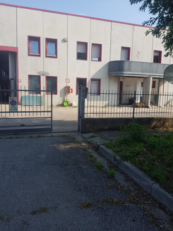 Immagine 15 di Capannone industriale in vendita  in Via S. Giovanni a Noventa Vicentina