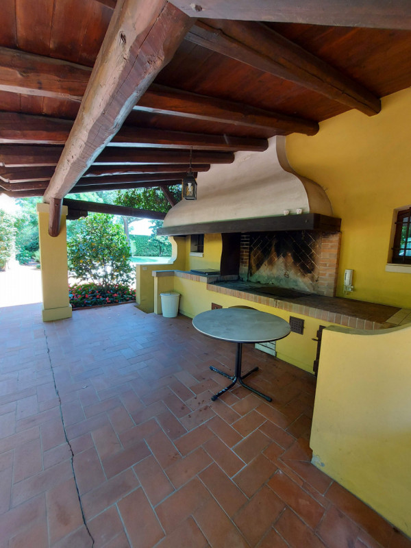 Immagine 3 di Villa in vendita  a Montegrotto Terme