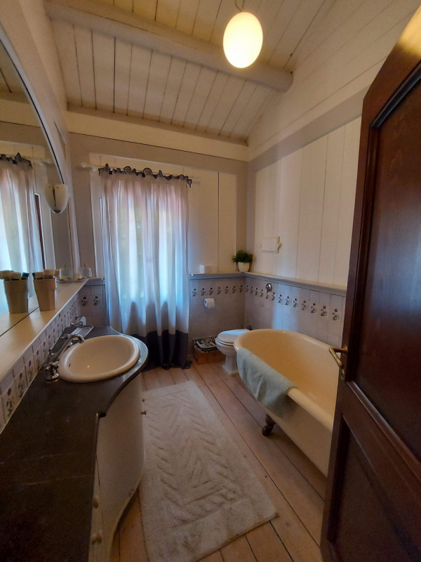 Immagine 22 di Villa in vendita  a Montegrotto Terme