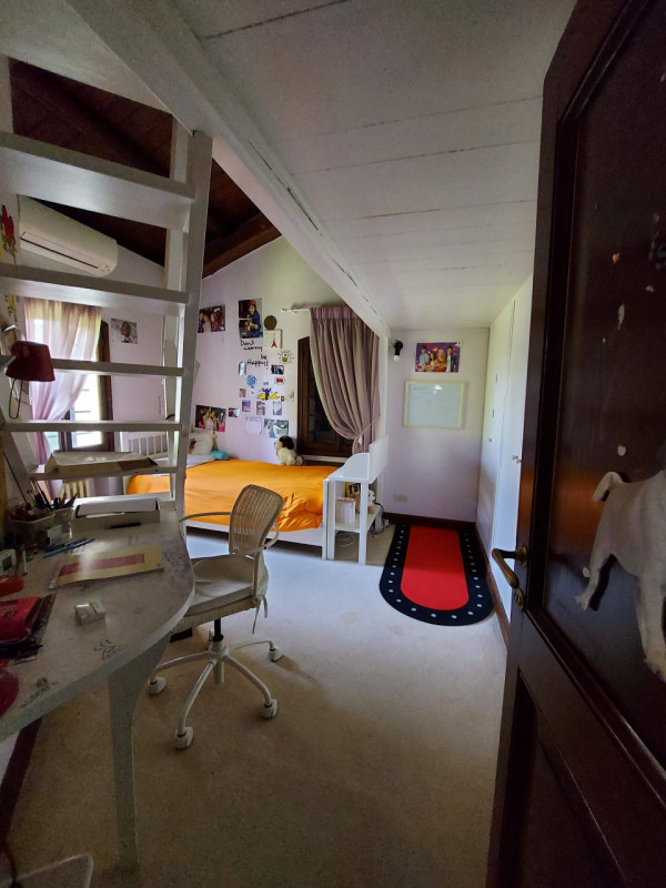 Immagine 25 di Villa in vendita  a Montegrotto Terme