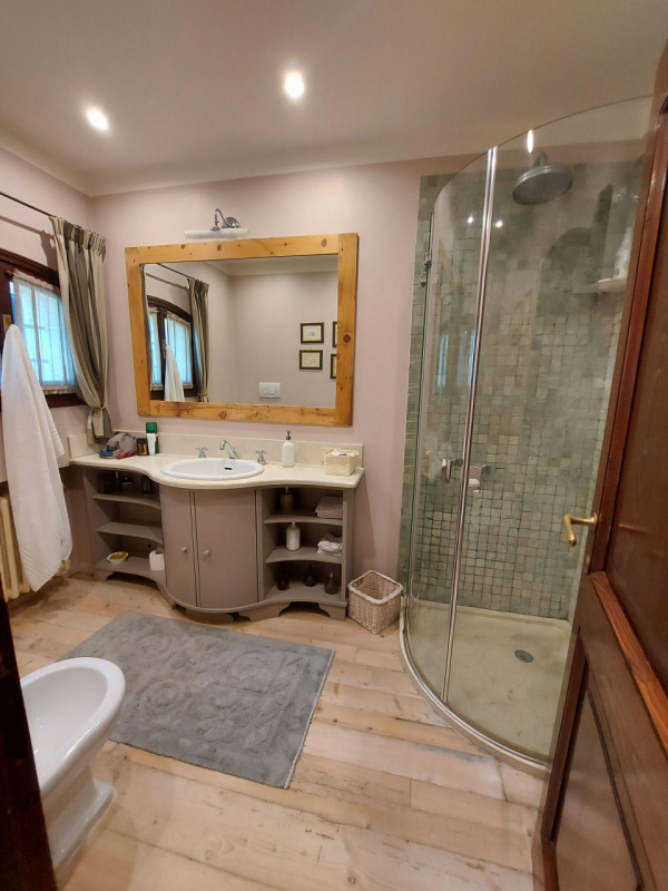 Immagine 27 di Villa in vendita  a Montegrotto Terme