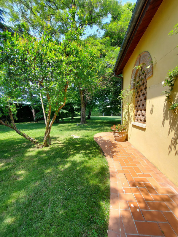 Immagine 35 di Villa in vendita  a Montegrotto Terme