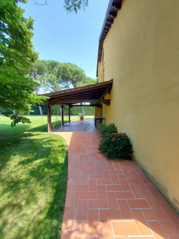 Immagine 37 di Villa in vendita  a Montegrotto Terme