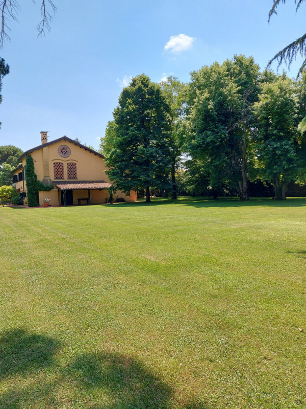 Immagine 43 di Villa in vendita  a Montegrotto Terme