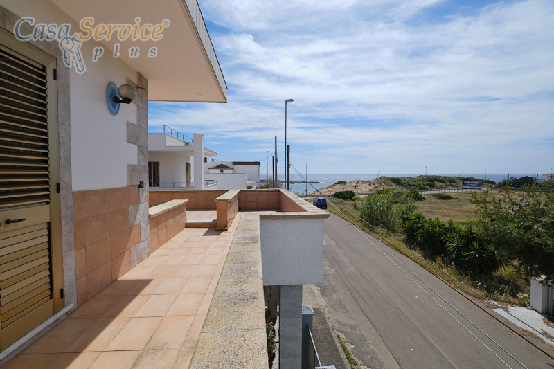 Immagine 8 di Villa in vendita  in Via Tazzoli a Ugento