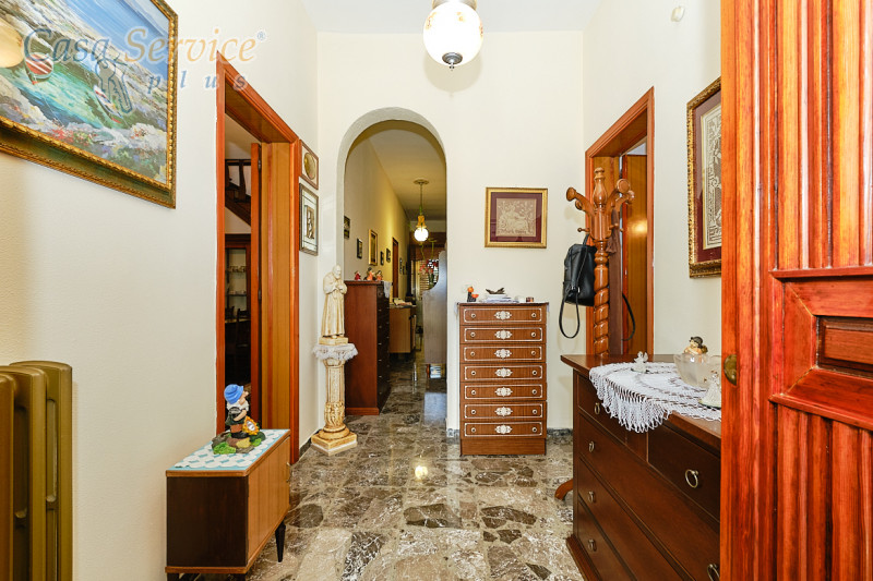 Immagine 25 di Villa in vendita  in Via Tazzoli a Ugento