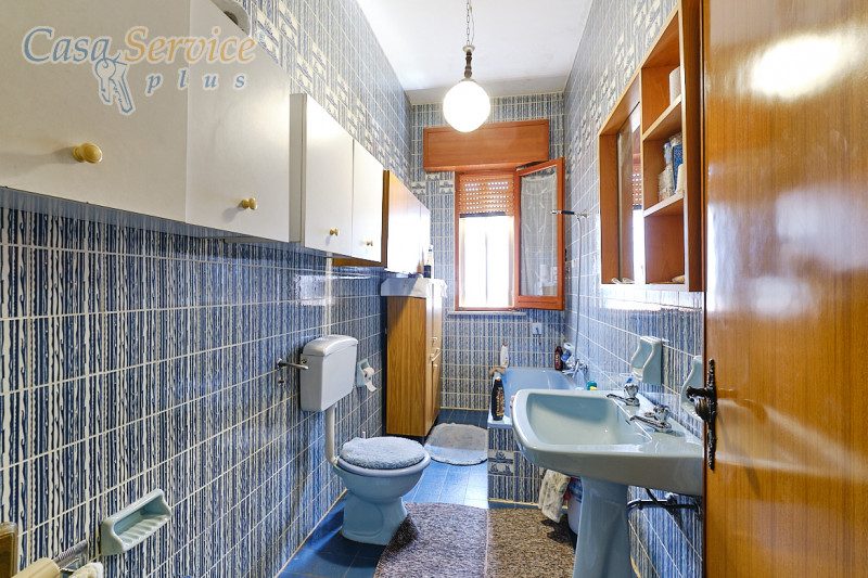 Immagine 29 di Villa in vendita  in Via Tazzoli a Ugento