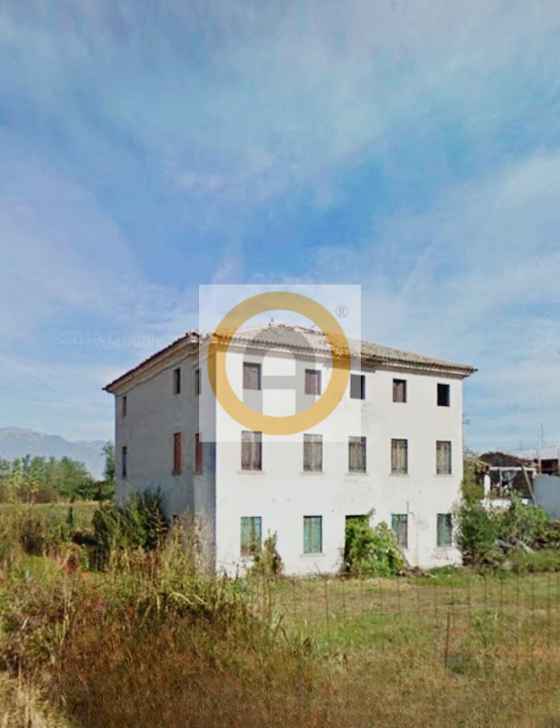 Immagine 3 di Rustico / casale in vendita  a Bassano Del Grappa