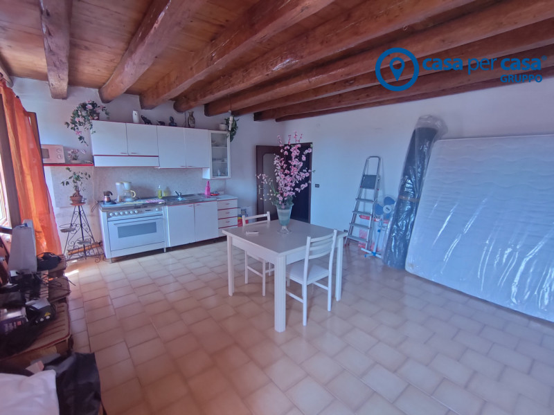 Immagine 5 di Casa indipendente in vendita  in Via Canal bianco Inferiore a Adria