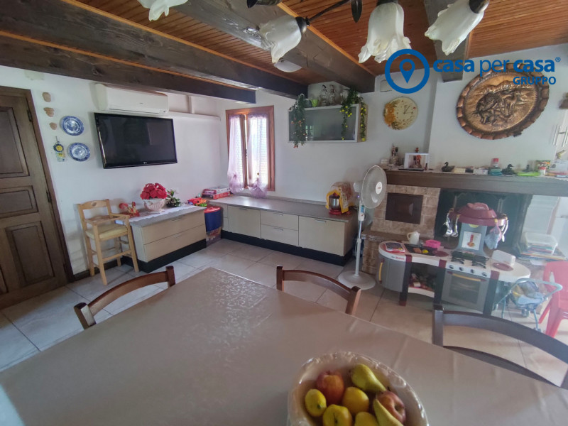 Immagine 19 di Casa indipendente in vendita  in Via Canal bianco Inferiore a Adria