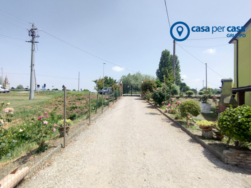 Immagine 28 di Casa indipendente in vendita  in Via Canal bianco Inferiore a Adria