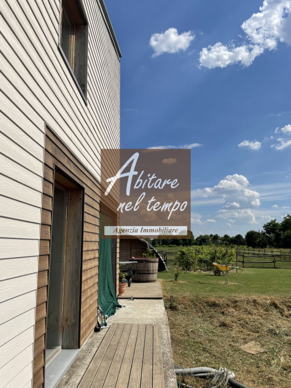 Immagine 5 di Villa in vendita  in CAMPO SAN MARTINO a Campo San Martino