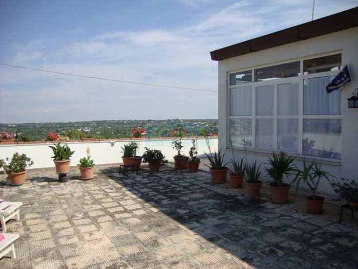 Immagine 13 di Villa in vendita  in ss581 a Ceglie Messapico