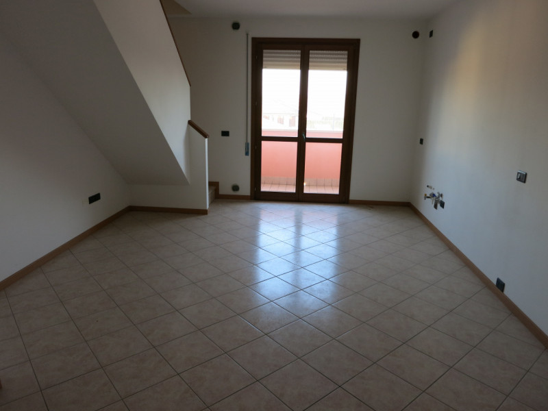 Immagine 3 di Appartamento in vendita  in via Monte Cero n°40 a Padova