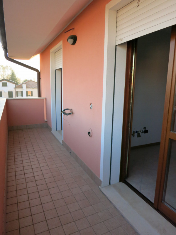 Immagine 15 di Appartamento in vendita  in via Monte Cero n°40 a Padova