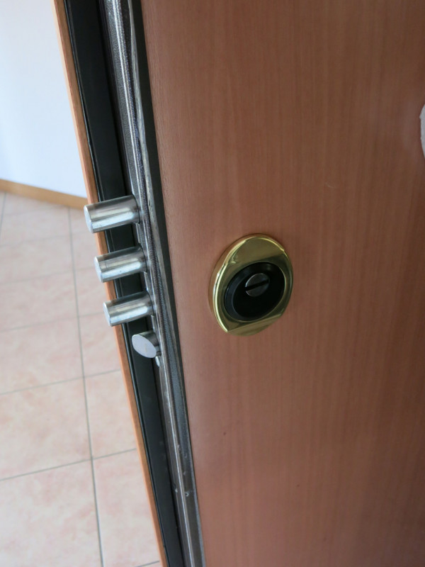 Immagine 17 di Appartamento in vendita  in via Monte Cero n°40 a Padova