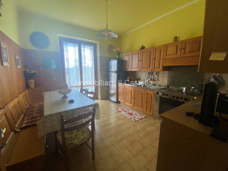 Immagine 7 di Appartamento in vendita  in i guidonami a Castiglione Del Lago