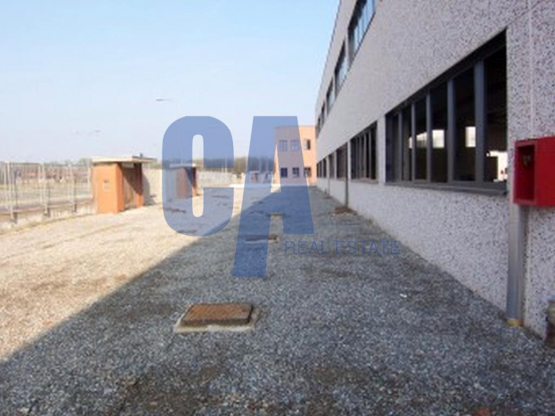 Immagine 6 di Magazzino in vendita  in VIA GENOVA a Pioltello