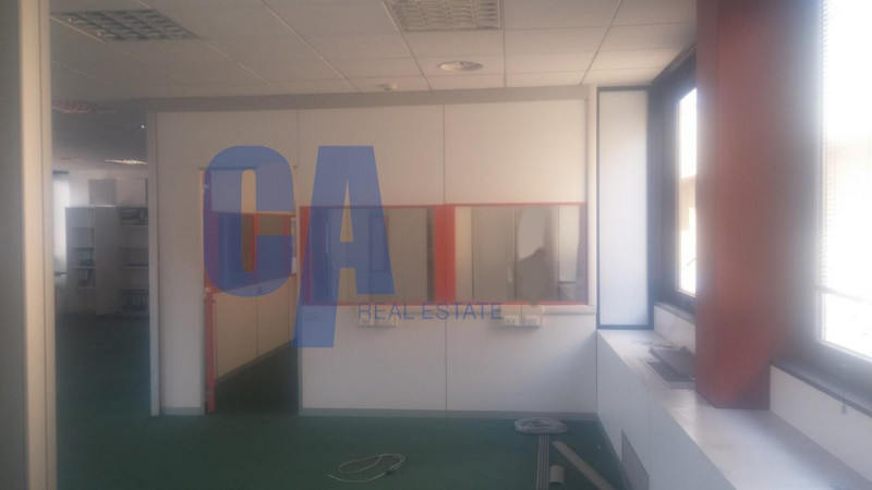 Immagine 14 di Palazzo in affitto  in VIA GALLARATE a Milano