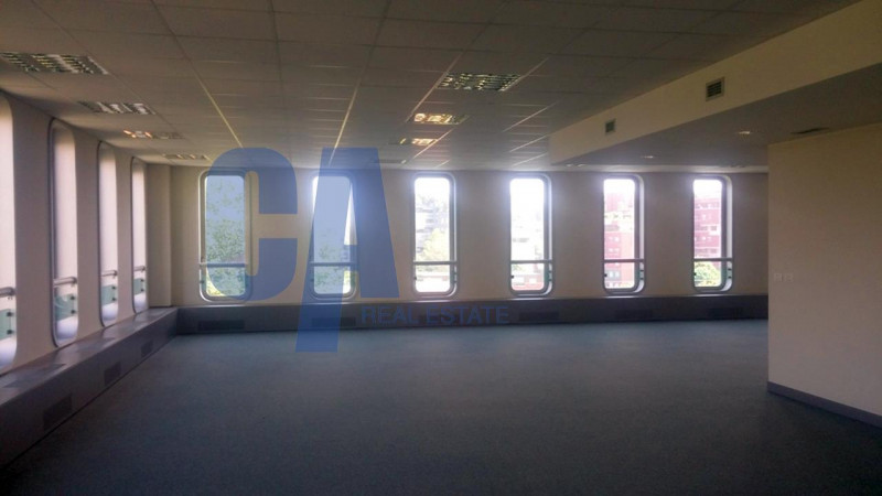 Immagine 7 di Palazzo in vendita  in VIA ABRUZZI a Peschiera Borromeo