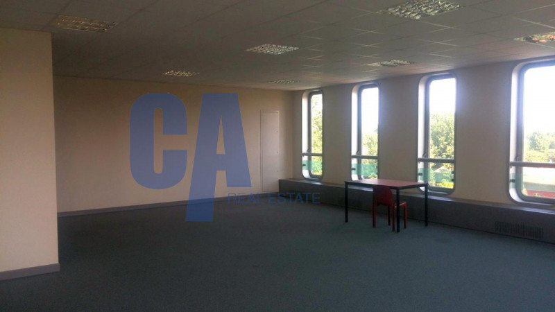 Immagine 13 di Palazzo in vendita  in VIA ABRUZZI a Peschiera Borromeo