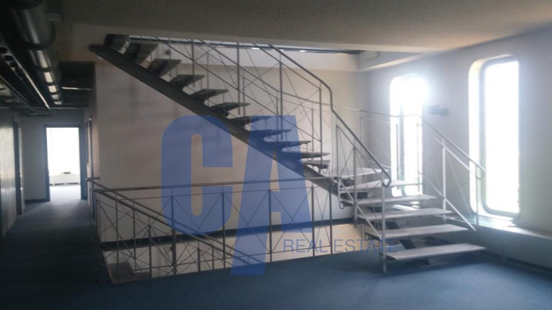 Immagine 19 di Palazzo in vendita  in VIA ABRUZZI a Peschiera Borromeo