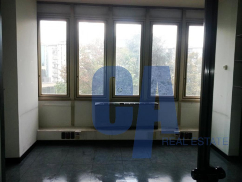 Immagine 20 di Palazzo in vendita  in VIA CADORNA LUIGI a Cinisello Balsamo