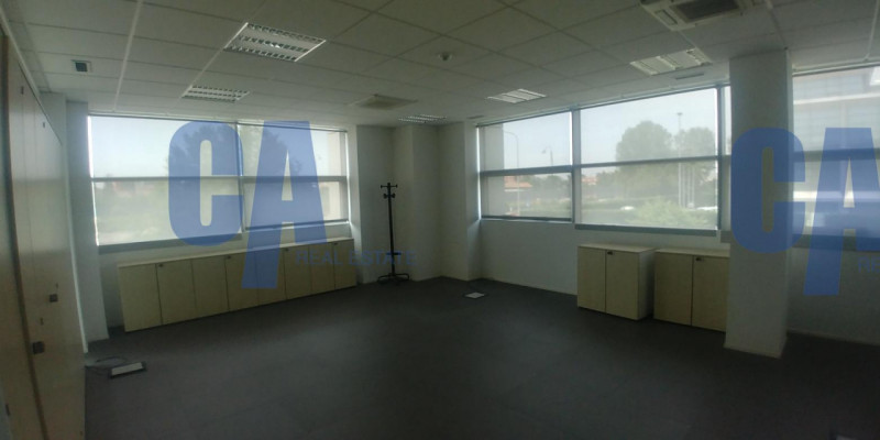 Immagine 23 di Palazzo in vendita  in VIA UMBRIA a Segrate