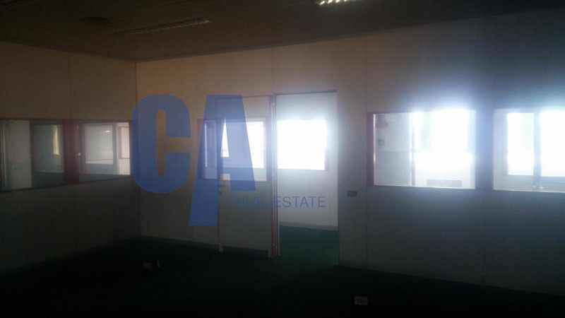 Immagine 22 di Ufficio in affitto  in VIA GALLARATE a Milano