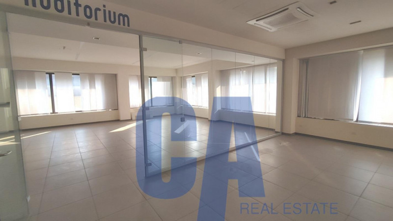 Immagine 15 di Ufficio in affitto  in VIA GALLARATE a Milano