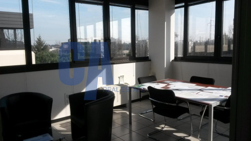 Immagine 3 di Ufficio in affitto  in VIA BURONA a Vimodrone