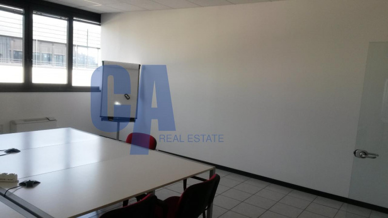 Immagine 7 di Ufficio in affitto  in VIA BURONA a Vimodrone