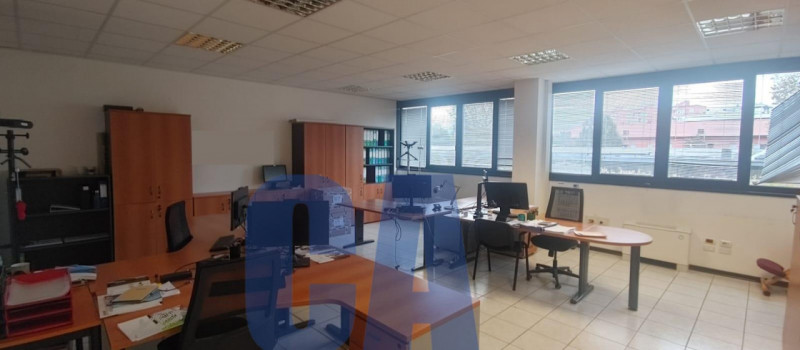 Immagine 13 di Ufficio in affitto  in VIA BURONA a Vimodrone