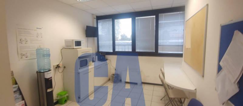 Immagine 15 di Ufficio in affitto  in VIA BURONA a Vimodrone
