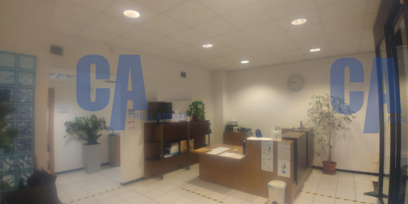 Immagine 22 di Ufficio in affitto  in VIA BURONA a Vimodrone