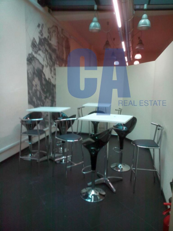 Immagine 3 di Attività commerciale in vendita  in VIA TERTULLIANO a Milano