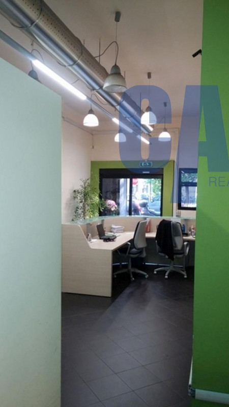 Immagine 15 di Attività commerciale in vendita  in VIA TERTULLIANO a Milano