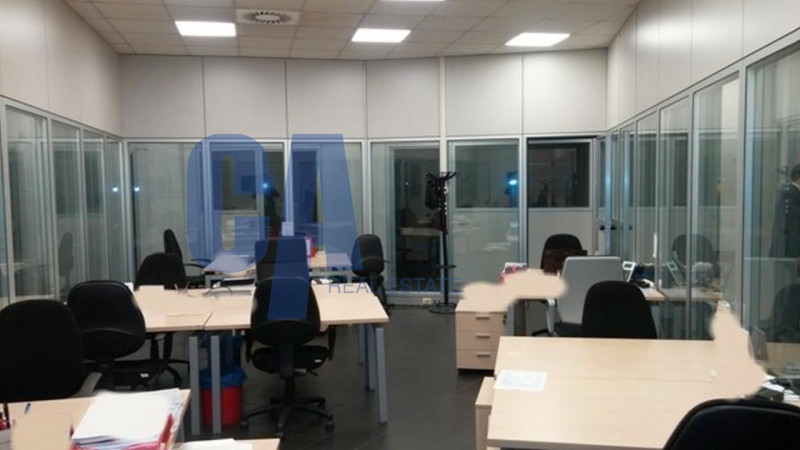 Immagine 23 di Attività commerciale in vendita  in VIA TERTULLIANO a Milano