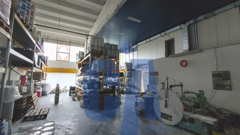 Immagine 9 di Capannone industriale in vendita  in STRADA PROVINCIALE PROVINCIALE 40 a Siziano