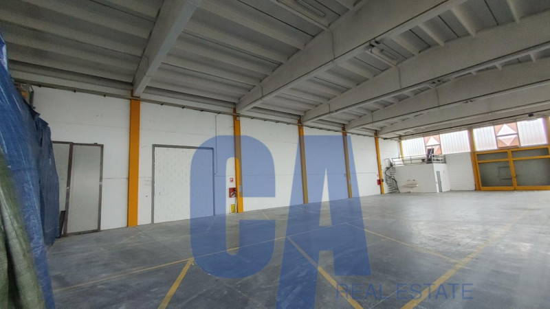 Immagine 3 di Capannone industriale in vendita  in STRADA PROVINCIALE PROVINCIALE 40 a Siziano