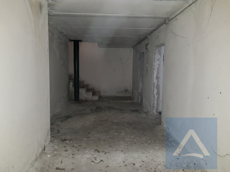 Immagine 5 di Hotel in vendita  in via nazionale a Ora .Auer.