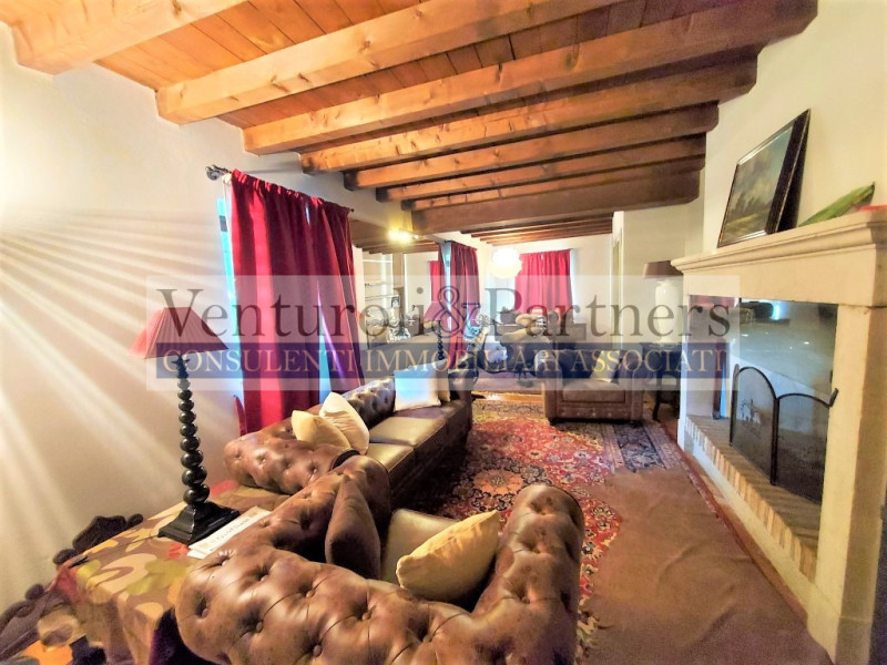 Immagine 3 di Rustico / casale in vendita  in via alcide de gasperi a Bedizzole