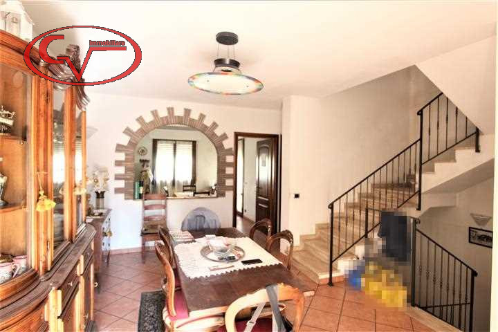 Immagine 7 di Villetta a schiera in vendita  in via meucci a Loro Ciuffenna