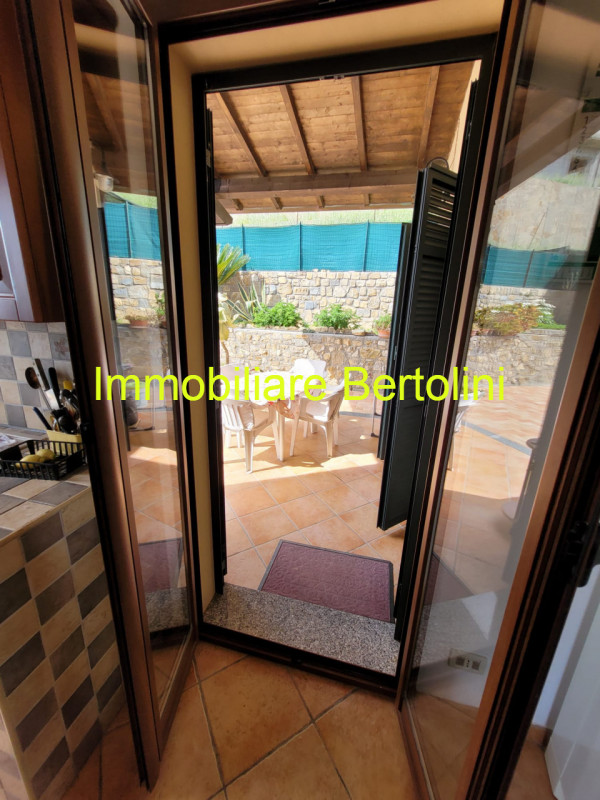 Immagine 19 di Villa in vendita  in via degli inglesi a Bordighera