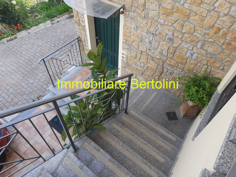 Immagine 55 di Villa in vendita  in via degli inglesi a Bordighera