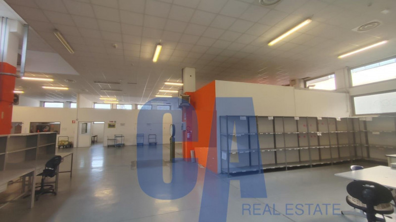 Immagine 8 di Ufficio in affitto  in PIAZZALE MACIACHINI CARLO a Milano