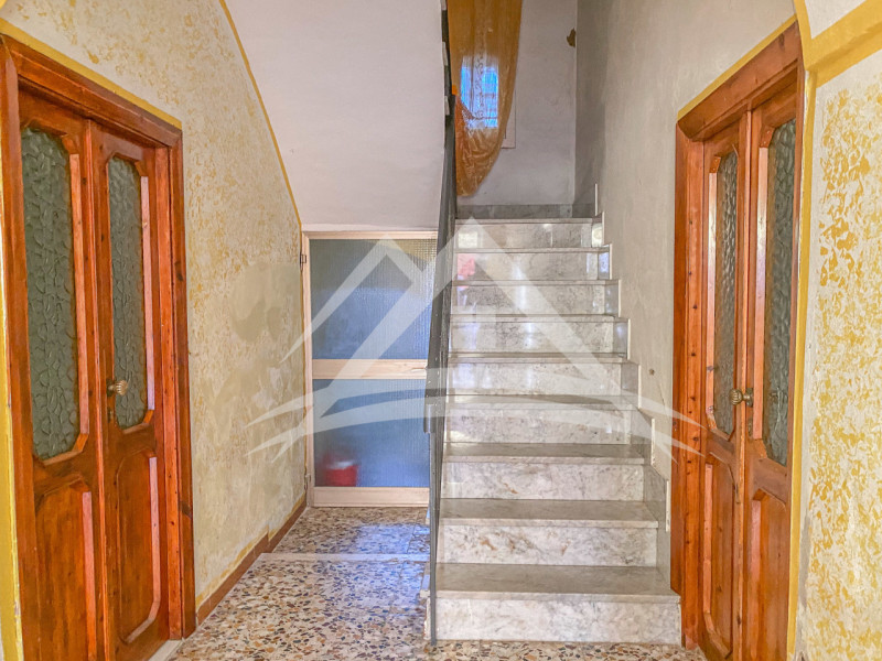 Immagine 5 di Appartamento in vendita  in Via Tuveri, 48 a Sorso