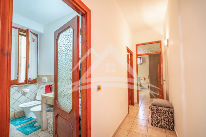 Immagine 26 di Appartamento in vendita  in Via Tuveri, 48 a Sorso