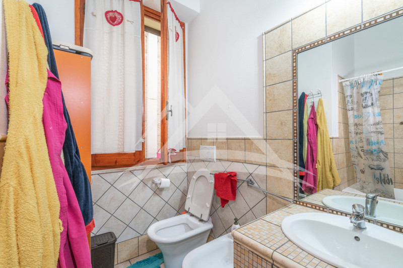 Immagine 39 di Appartamento in vendita  in Via Tuveri, 48 a Sorso