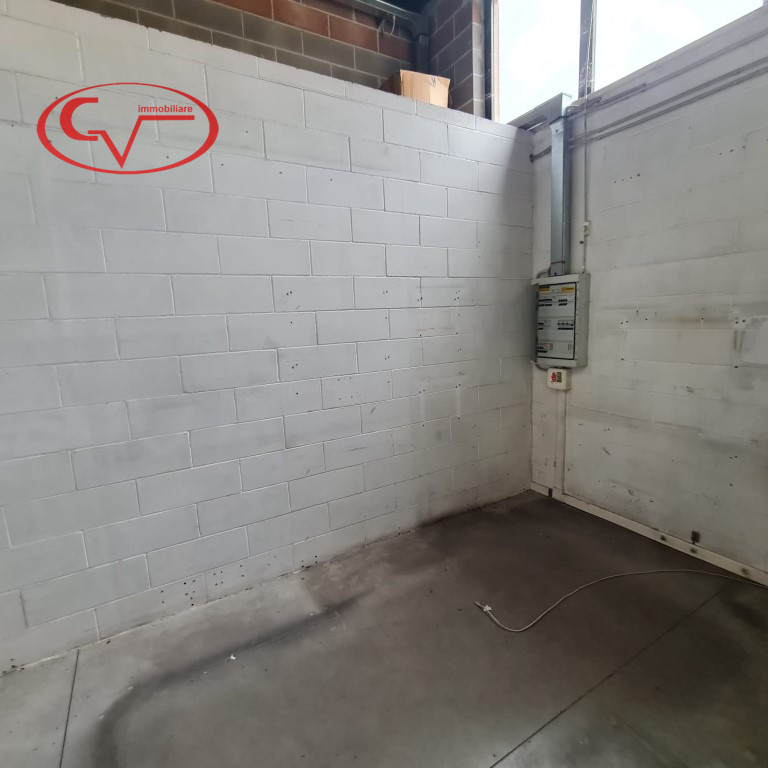 Immagine 10 di Capannone industriale in vendita  a Montevarchi